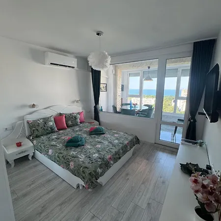 Lejlighed Apartmant Sunny Smile In Burgas City