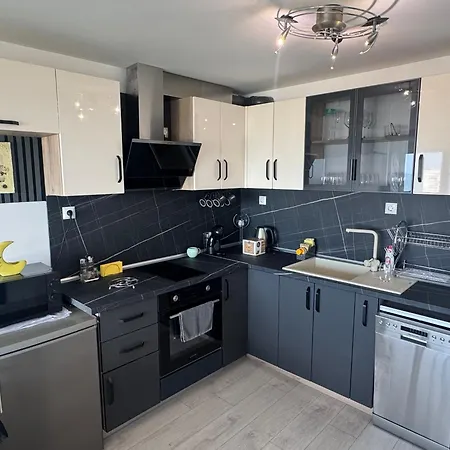Lejlighed Apartmant Sunny Smile In Burgas City